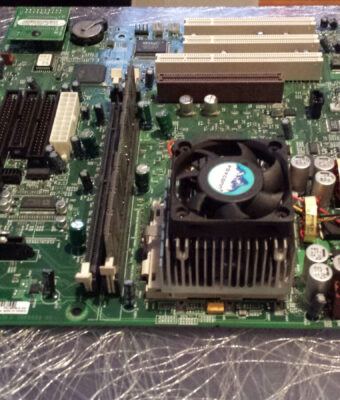 IBM 49P4384 Motherboard w/ SL5VP CPU Heatsink Fan Combo