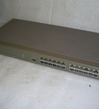 Bay Networks BayStack 150 24 Port 10Base-T Ntwrk Switch